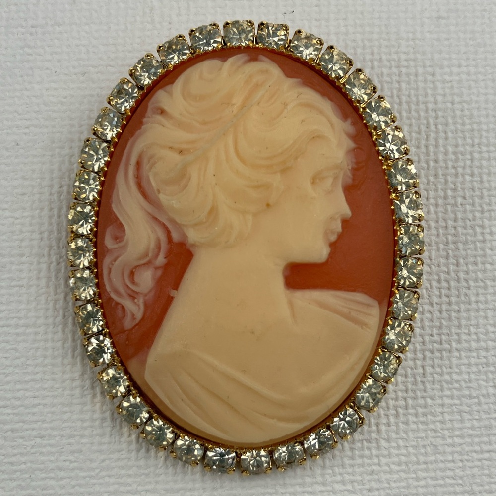Vintage Gold Cameo Rhinestone Brooch Pin Woman Silhouette
